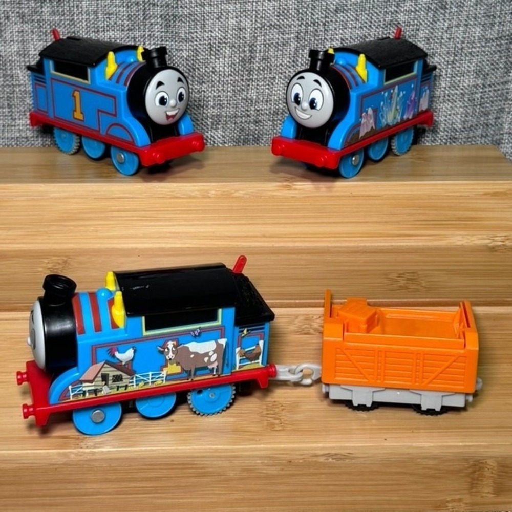 Thomas & Friends TrackMaster Motorized Train Lot Crystal Farm Thomas Engines